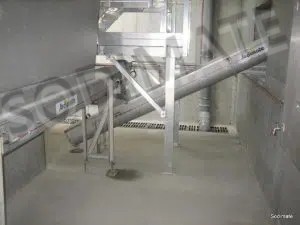 Conveyor-under-centrifuge-decanter-300x225.jpg.jpg